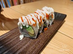 鳗鱼牛油果卷-六本目日式料理(珊瑚沙家园店)