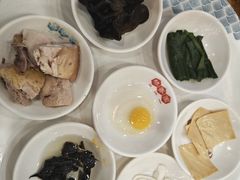 -桥香园过桥米线(国贸店)