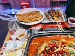 -八条友鲜货烧烤·脆皮烤鱼(石岩旗舰店)