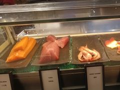 -广州万富希尔顿酒店·感趣自助餐厅·金秋蟹宴生蚝海鲜刺身