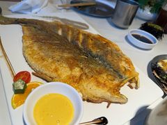 -赶海部落海鲜城(海阳路店)