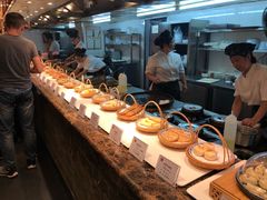 自助取餐区-一楼食业·美食人家