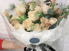 -花里花店(唐镇阳光天地店)