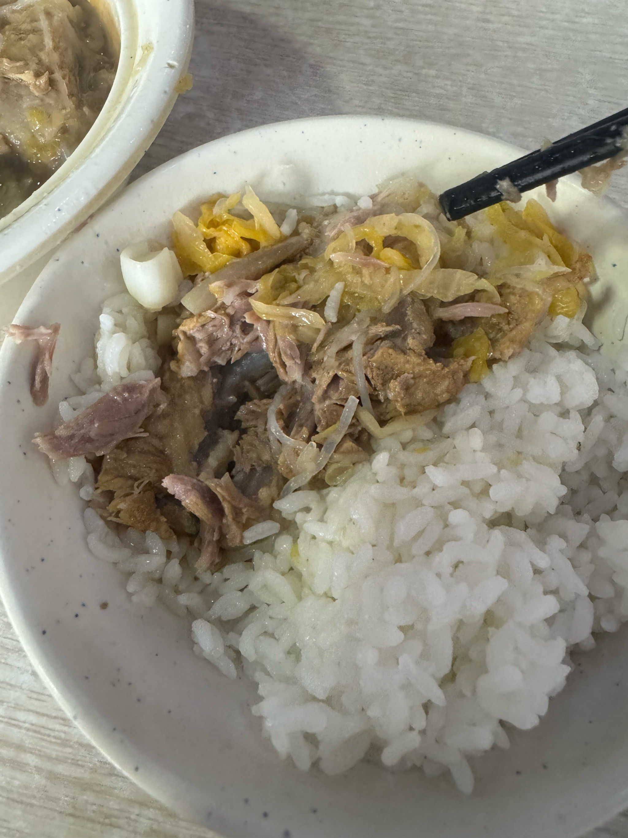 青岛的酸菜排骨米饭