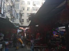 -利津路小商品批发市场