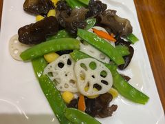 -清真·玛丽亚新疆菜主题餐厅(浙江中路店)