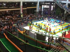 -蒙特利亲子乐园