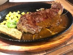 -玛格萝妮(汇智国际商业中心店)