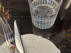 -LESCEDARS Brasserie Bistro香柏树