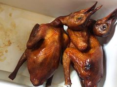 招牌烤乳鸽-石岐佬中山菜馆(张溪店)