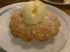 苹果派伴香草冰淇淋-SMOKI & CO(五大道店)