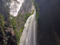 -龙水峡地缝景区