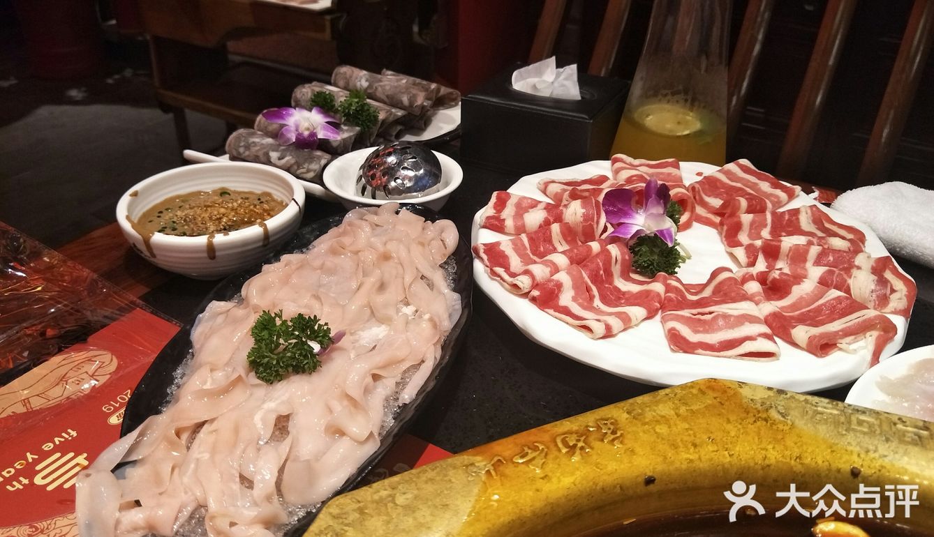 依旧对这个城市无比的喜爱，因为真的留得住人！