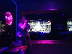 -温莎KTV(珠江路店)