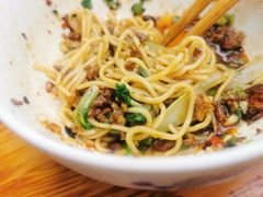 -内江牛肉面回香餐饮(晨辉东路店)