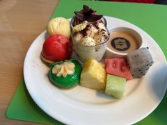 -两咖啡自助餐厅(静安香格里拉酒店)