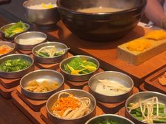 -银米·云南传统过桥米线(双廊黑金冠店)