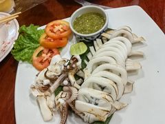 -Dang restaurant (patong phuket)