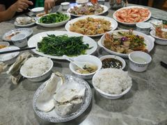 -四川小胡子海鲜(丁村万人海鲜广场店)