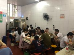 大堂-津品味小吃(大学湾店)