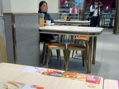 -小杨生煎(金山百联购物中心3楼店)