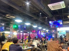 -马路牙子烧烤音乐酒馆(望京店)