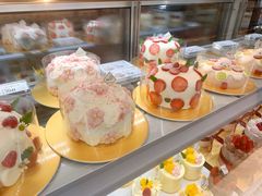 -花花卷卷·鲜食蛋糕(静安久光百货店)