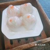 胡萝卜丝，竹笋丝等等还有肉