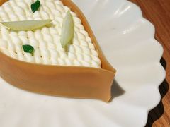 -VERIE BAKEHOUSE