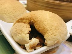 酥皮焗叉烧包-添好运点心专门店(深水埗店)
