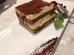 -必胜客(WOW象山涌金广场店)