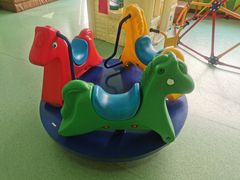 -东豪园林海鲜酒家(南港路辅路店)