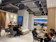 大堂-CoCo都可(逸天城店)