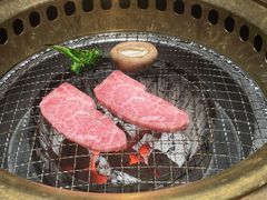 -山川小町·极番烧肉(新地假日广场店)
