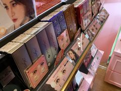 -4inlook美目美佳隐形眼镜店(恒隆广场店)