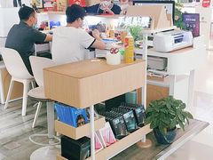 -爱畅享华为苹果手机维修服务(虹口龙之梦店)