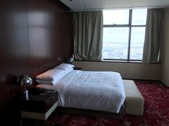 -上海龙之梦万丽酒店