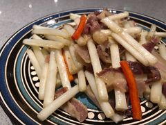 花生芽腊肉-半山腰·云南菜(侨福芳草地店)