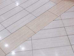 -国商百货(卫星广场店)