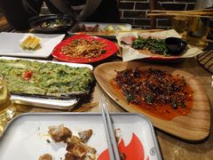 盘烤大茄-何师烧烤Pro ·江湖川菜·小龙虾·精酿(太古里旗舰店)