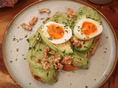 牛油果煮蛋吐司-RAC BAR(安福路店)