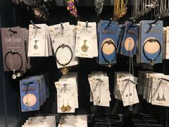 -九又四分之三站台哈利波特商店