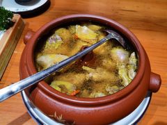 -老滇山寨•云南特色菜•地方菜•民族风情歌舞表演(金碧店)