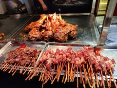 -艾力江和田馕坑烤肉店