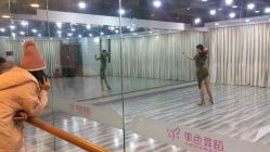 点击看大图 -单色舞蹈