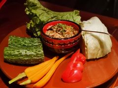 傣族生菜包肉-花马天堂云南餐厅 Lost Heaven(高邮路店)