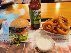 -The Habit Burger Grill 哈比特汉堡(复兴soho店)