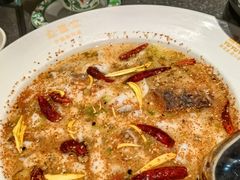 -渔语鱼新川菜Bistro(万象天地店)