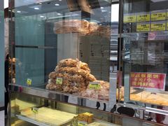 面包甜点陈列柜-鲍师傅糕点(西站店)