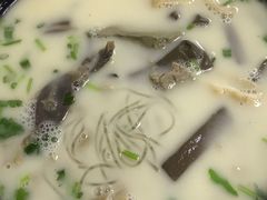 老鸭粉丝汤-津津老鸭粉丝馆(正东路店)